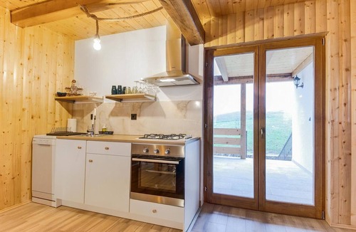 Cetingrad Apartment | Apartment 'Stone and Wood' with Wi-Fi and Air Conditioning