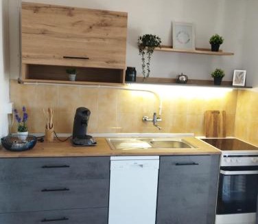 Lovrecica Apartment | Apartment Summer Nest