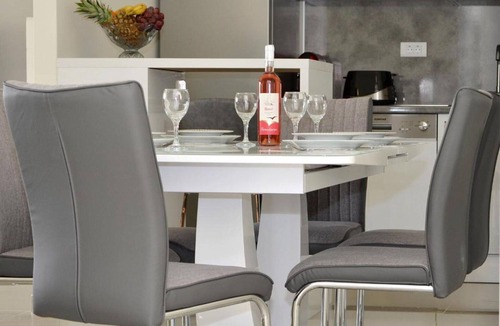 Seget Donji Apartment | Apartment Sunshine Trogir - Three Bedroom Apartment with Balcony