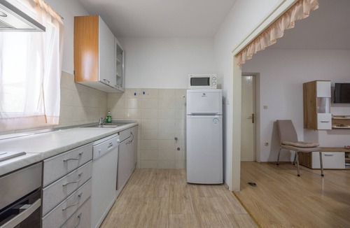 Supetar Apartment | Apartment Toma (56181-A1) - Supetar - island Brac