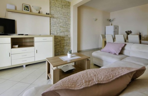 Maslenica Apartment | Apartment Tanja by Interhome
