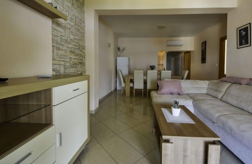 Maslenica Apartment | Apartment Tanja by Interhome