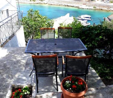 Zirje Apartment | Apartment Teuta