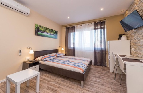 Sukosan Apartment | Apartment Tomo - open pool and pool for children: R1(2+2) - Sukosan, Zadar riviera, Croatia