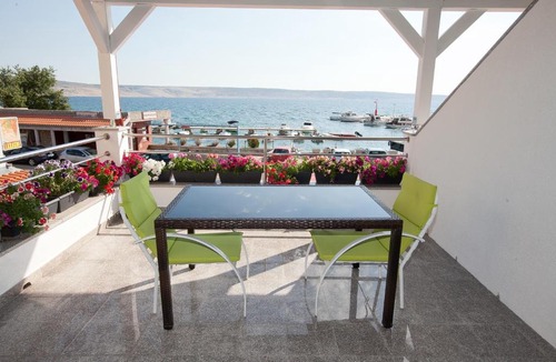 Starigrad Apartment | Apartment Trošelj