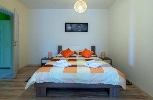 Valdebek Apartment | Apartment Valmas