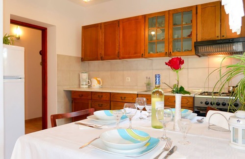 Malinska Apartment | Apartment Vera by Interhome