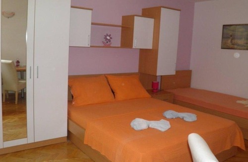 Brela Apartment | Apartment Vese - 200 m from beach: SA1(2+1) - Brela, Riviera Makarska, Croatia