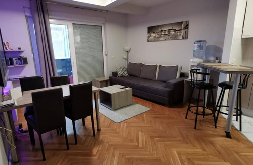 Osijek Apartment | Apartment Viktor,parking