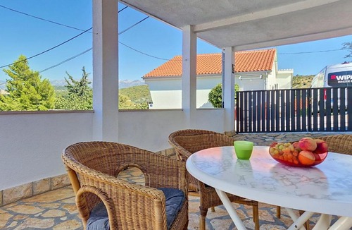 Krusevo Apartment | Apartment Vili by Interhome