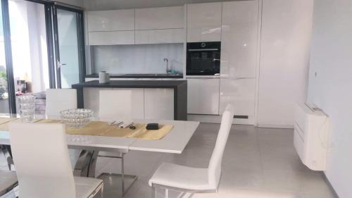 Zidarici Apartment | Apartment Villa Agava Malinska by KRALJ TRAVEL