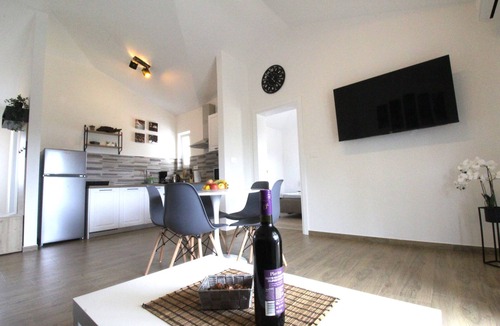 Cepljani Apartment | Apartment Villa Mares 2 (101351-A1) - Umag