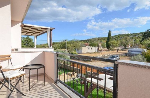 Pirovac Villa | Apartment Villa Troskot - Villa with pool