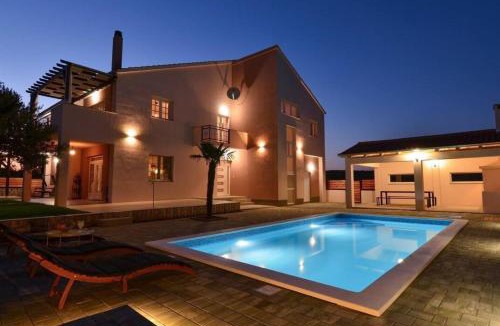 Pirovac Apartment | Apartment Villa Troskot
