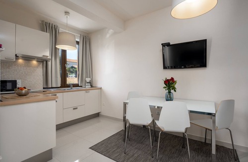 Funtana Apartment | Apartment with pool, 2 persons, 100m from the sea