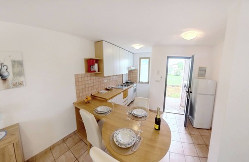 Cepljani Apartment | Apartment with pool in Čepljani near Umag