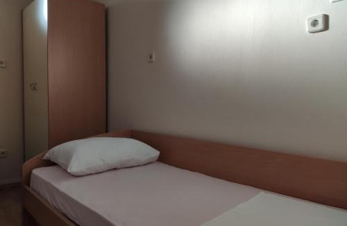 Crikvenica Apartment | Apartment with private garden and the terrace EV station available