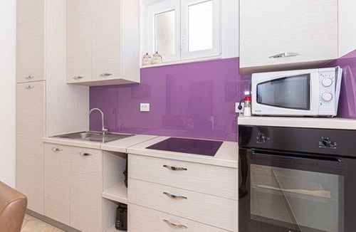 Sibenik Apartment | Apartment with swimming pool and 2 rooms