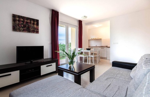 Monterol Apartment | Apartment with terrace
