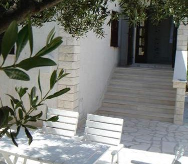 Rogoznica House | Apartment Zečevo