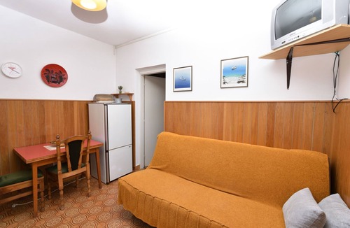 Primosten Burnji Apartment | Apartments 2M (70951-A1) - Dolac