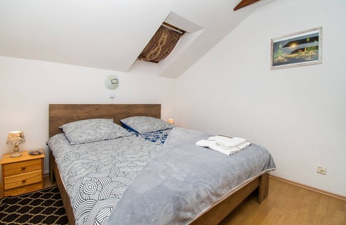 Zaton Apartment | Apartments Adriatico (84061-A2) - Zaton (Sibenik)