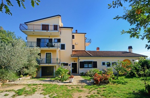 Valica Apartment | Apartments Albina Valiza (79179-A2) - Umag