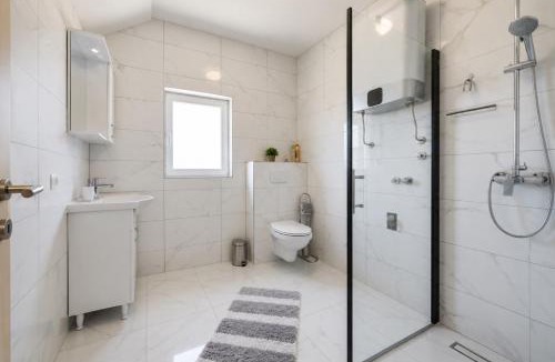 Gornji Karin Apartment | Apartments Ana