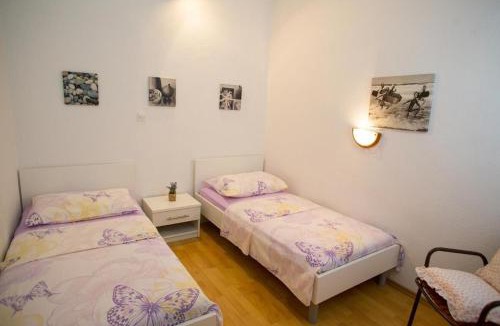 Vlasici Apartment | Apartments Ana