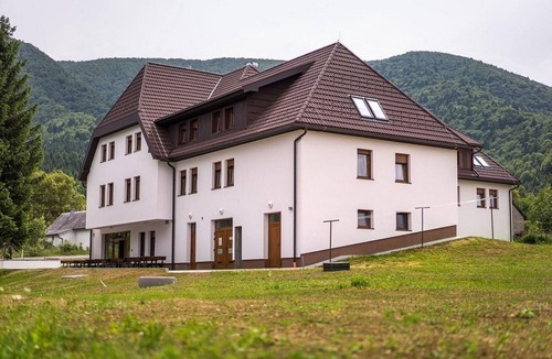 Vrelo Korenicko Apartment | Apartments and rooms Danijel, (16384), Vrelo Korenicko, hr