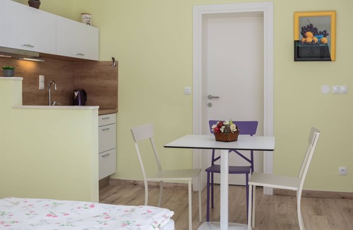 Omis Apartment | Apartments and Room Alen (39481-A2) - Duce