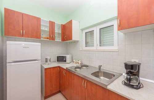 Vrpolje Apartment | Apartments and rooms Goran, (13628), Makarska, hr