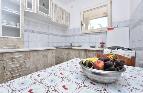 Primosten Apartment | Apartments and Rooms Jakov (40391-A1) - Primosten