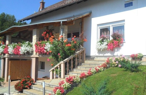 Grabovac Apartment | Apartments and rooms Ivanka, (13915), Rakovica, hr