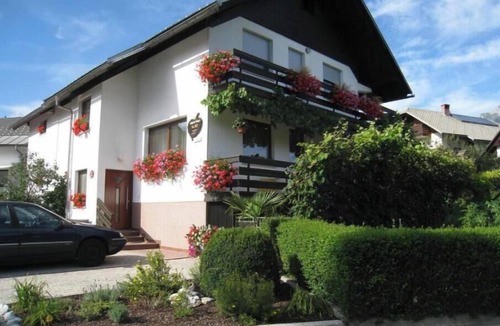Zasip Apartment | Apartments and Rooms Tavcar 2-Bedroom Apartment & Budget Double Room