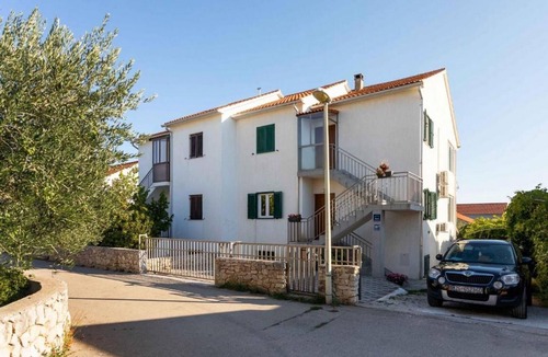 Jadrija Apartment | Apartments Apartmani Marin (98571-A1) - Jadrija