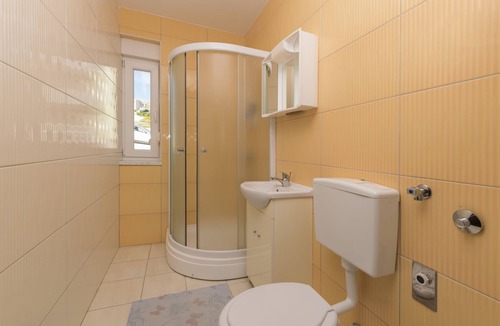 Vlasici Apartment | Apartments Beachfront Ante (28991-A5) - Vlasici - island Pag