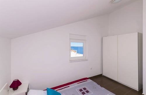 Vlasici Apartment | Apartments Beachfront Ante (28991-A6) - Vlasici - island Pag