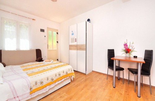 Brsec Apartment | Apartments Barbara with Swimming Pool - Studio Apartment with Swimming Pool - 3