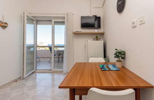 Jakisnica Apartment | Apartments Beachfront Jakišnica (122481-A2) - Jakisnica