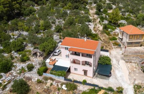 Poljica Apartment | Apartments by the sea Poljica, Trogir - 11103