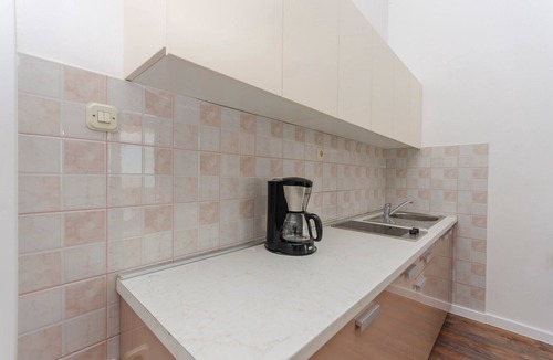 Novalja Apartment | Apartments Daniela Della (58081-A5) - Novalja - island Pag