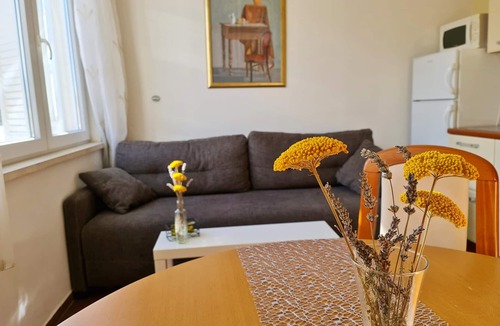 Orebic Apartment | Apartments Damnjanka, (12453), Orebić, hr