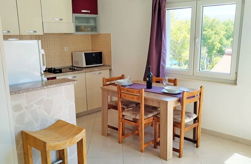 Cove Osibova (Milna) Apartment | Apartments Deni, (15600), Osibova, hr