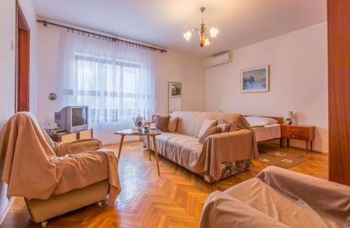 Novi Vinodolski Apartment | Apartments Drazenka