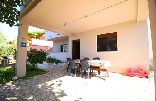 Dinjiska Apartment | Apartments Dubravica - sea view