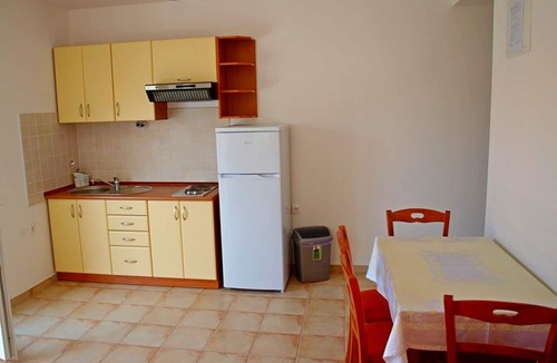 Susica Apartment | Apartments Emil, (12462), Murter, hr