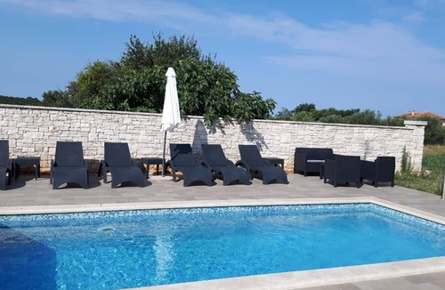 Babici Apartment | Apartments Emil (99021-A1) - Umag