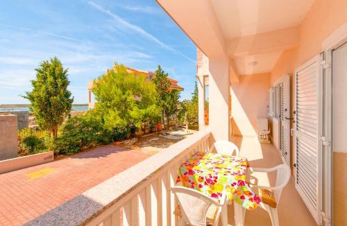 Kosljun Apartment | Apartments Facini