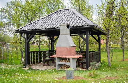 Lipovaca Dreznicka Apartment | Apartments for families with children Lipovaca, Plitvice - 19450
